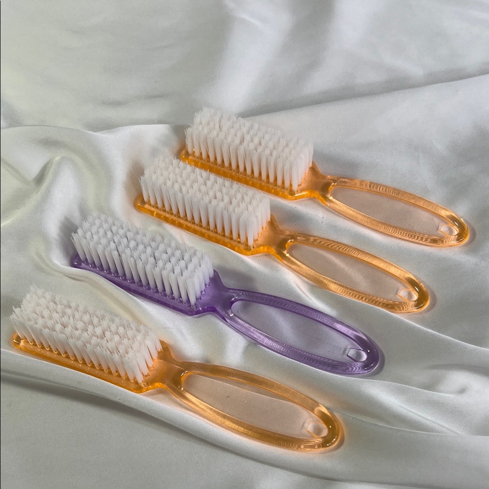 Fingernail Cleaning Brush 4 Pack Nail‎ & Toe Nail Orange Purple